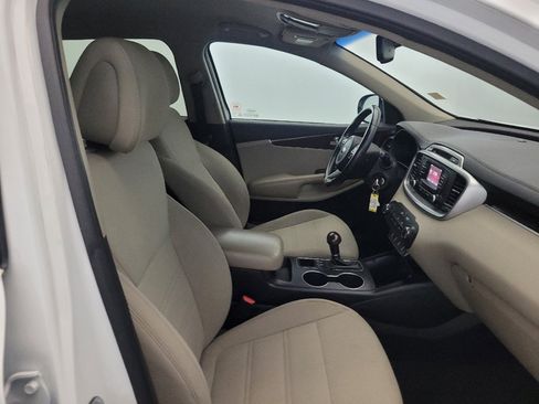 Used 2016 Kia Sorento AWD w/ LX Convenience Package image 21