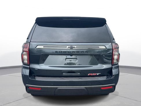 Used 2022 Chevrolet Suburban RST w/ Luxury Package AWD/4WD image 7