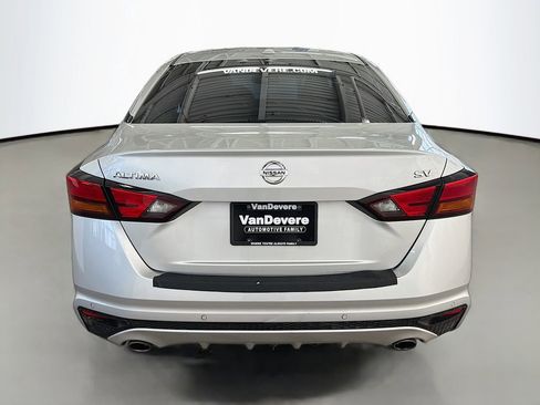 Used 2020 Nissan Altima 2.5 SV image 8