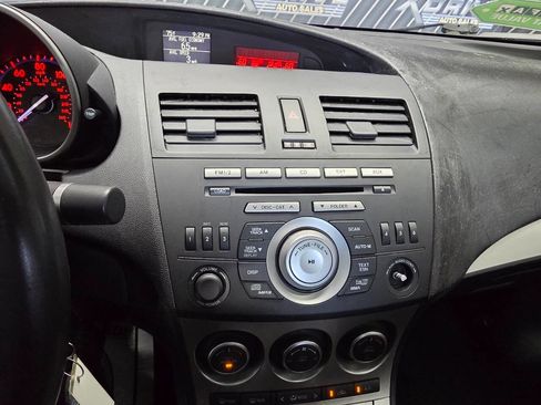 Used 2010 MAZDA MAZDA3 s Grand Touring image 22