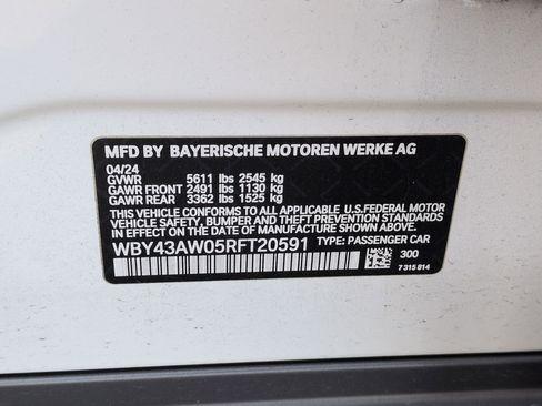 Certified 2024 BMW i4 eDrive35 w/ Premium Package image 32