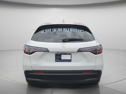 Used 2026 Honda HR-V LX image 5