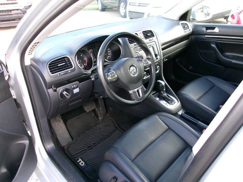 Used 2013 Volkswagen Jetta TDI image 5