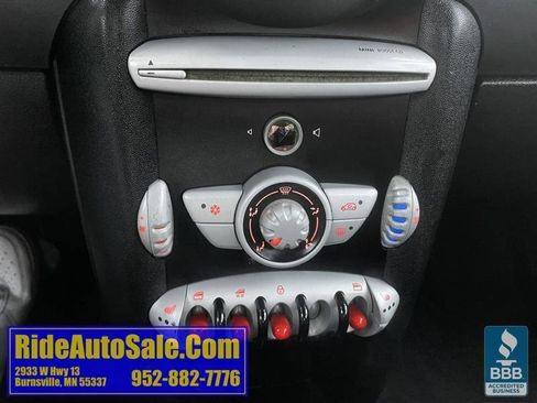 Used 2010 MINI Cooper Convertible FWD image 31