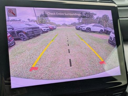 New 2025 Jeep Grand Cherokee Overland w/ Luxury Tech Group IV image 19