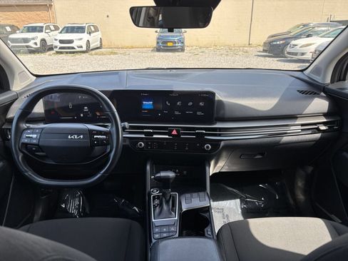 Used 2026 Kia Sportage LX FWD image 34