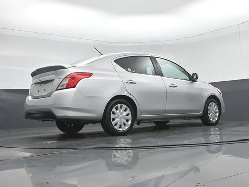 Used 2017 Nissan Versa SV FWD image 45