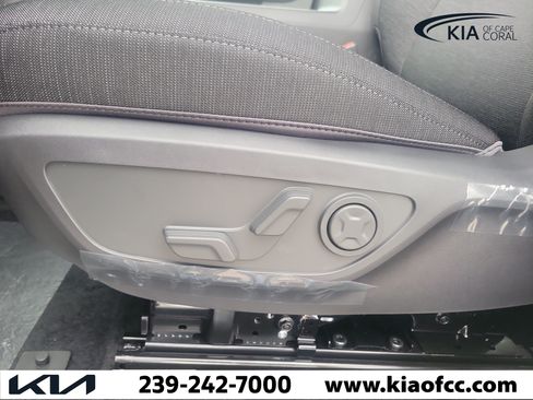 New 2027 Kia Seltos S FWD image 27