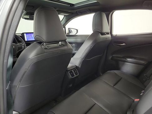 Used 2025 Lexus UX 300h FWD w/ Accessory Package (Z2) image 11