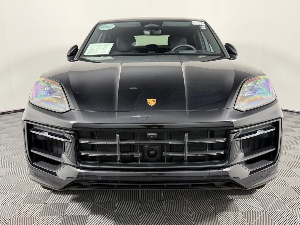 Certified 2026 Porsche Cayenne Coupe AWD/4WD image 2