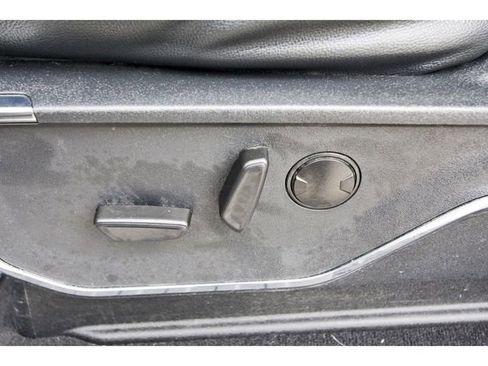 Used 2023 Ford F350 Lariat w/ Black Appearance Package image 26