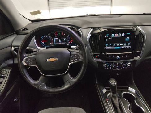 Used 2018 Chevrolet Traverse LT FWD image 22