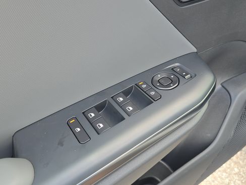 New 2026 Kia K4 FWD image 18