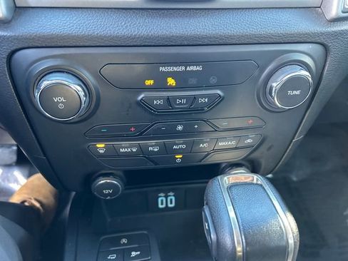 Used 2020 Ford Ranger XLT w/ Equipment Group 301A Mid image 25