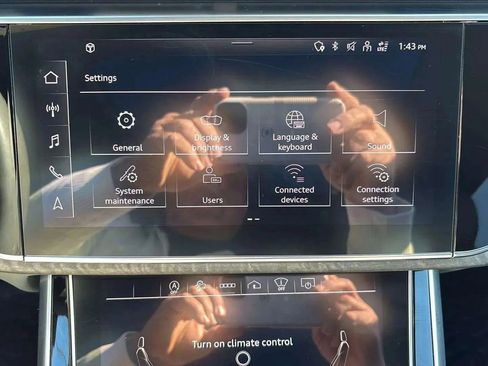 Used 2021 Audi Q8 Prestige image 54