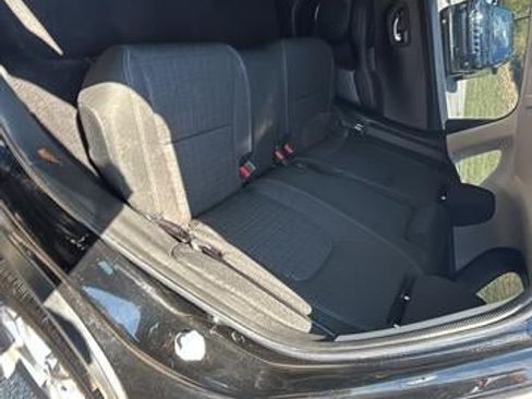 Used 2023 Honda HR-V LX image 25