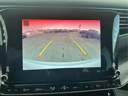 Used 2024 Jeep Wagoneer Series II w/ Flexible Seating Group image 29