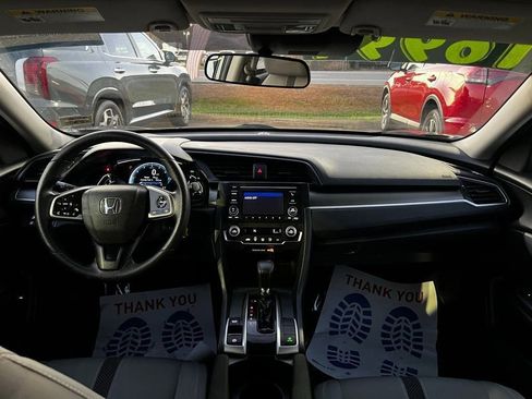 Used 2019 Honda Civic LX image 4
