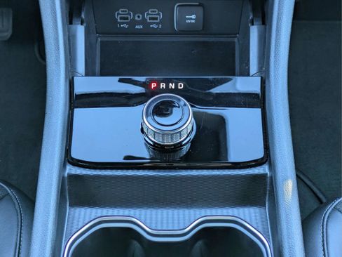 Used 2025 Jeep Grand Cherokee Altitude image 20