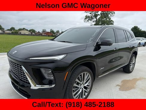 Used 2025 Buick Enclave Avenir w/ Super Cruise Package FWD image 1