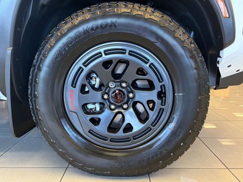 New 2026 Nissan Frontier PRO-4X w/ Pro Premium Package AWD/4WD image 10