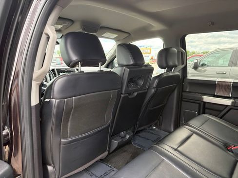 Used 2019 Ford F250 Lariat w/ Lariat Ultimate Package AWD/4WD image 12