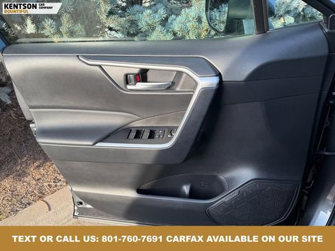 Used 2025 Toyota RAV4 XLE image 21