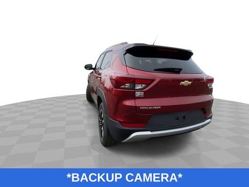 Used 2022 Chevrolet TrailBlazer LT w/ Premium Seating Package image 8