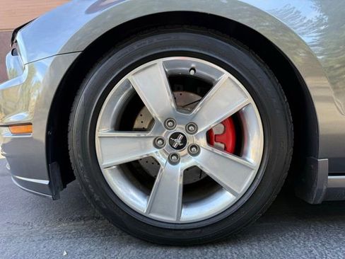 Used 2014 Ford Mustang Coupe image 27