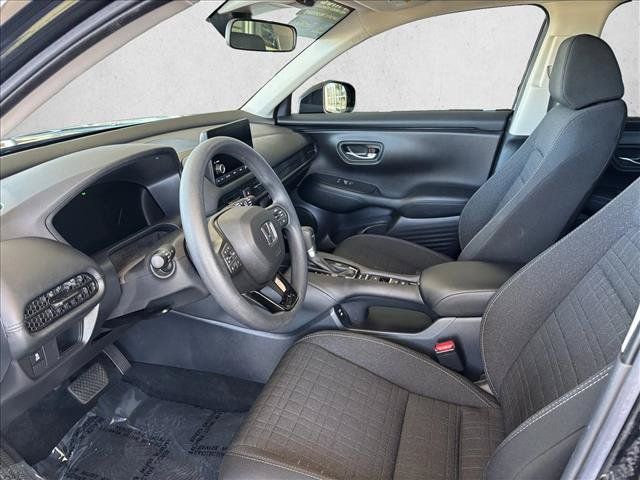 Used 2025 Honda HR-V LX image 8