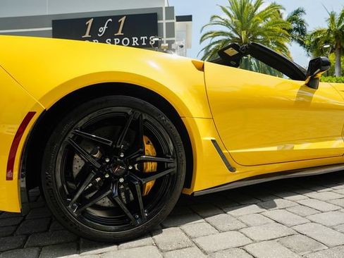 Used 2019 Chevrolet Corvette ZR1 RWD image 30