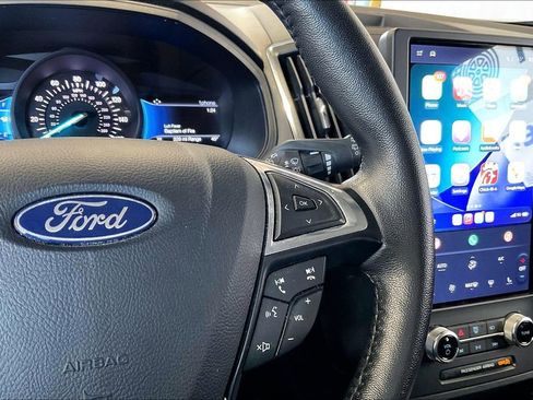 Used 2024 Ford Edge Titanium image 9