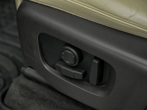 Used 2021 Land Rover Range Rover Sport HSE Silver Edition image 23