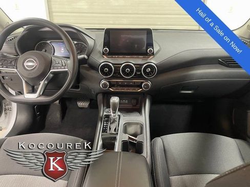 Used 2025 Nissan Sentra SV FWD image 13