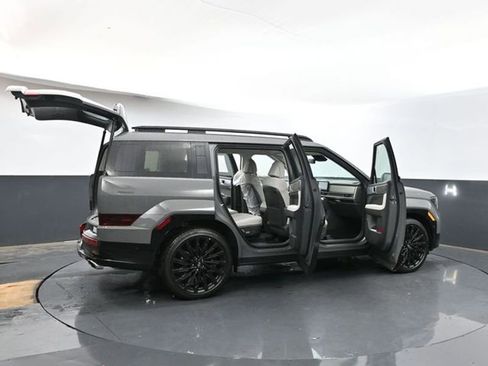 Used 2025 Hyundai Santa Fe Calligraphy image 39