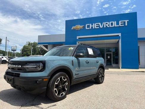 Used 2022 Ford Bronco Sport Outer Banks w/ Tech Package AWD/4WD image 1