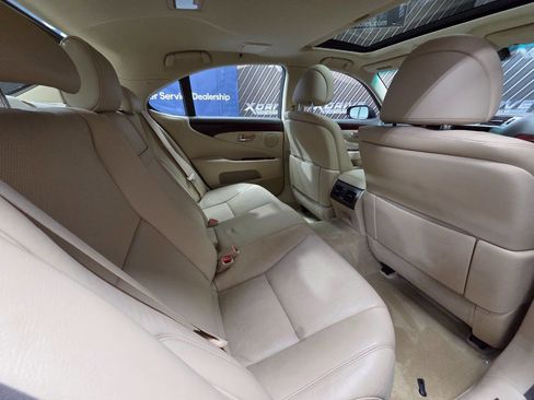 Used 2010 Lexus LS 460 image 27