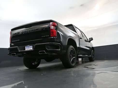 Used 2023 Chevrolet Silverado 1500 Custom Trail Boss AWD/4WD image 23