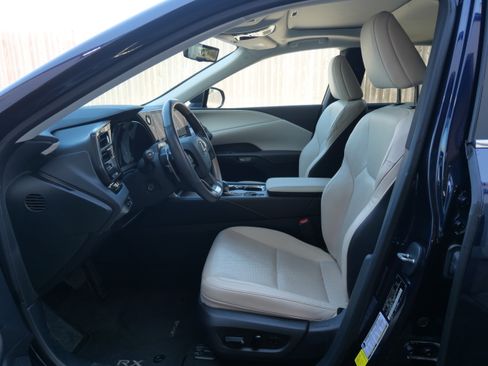 Certified 2024 Lexus RX 350 Premium Plus image 17