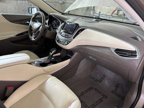 Used 2024 Chevrolet Malibu LT image 26