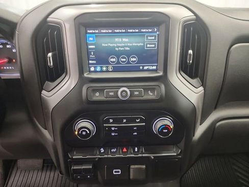 Used 2019 Chevrolet Silverado 1500 Custom Trail Boss w/ Custom Convenience Package image 13