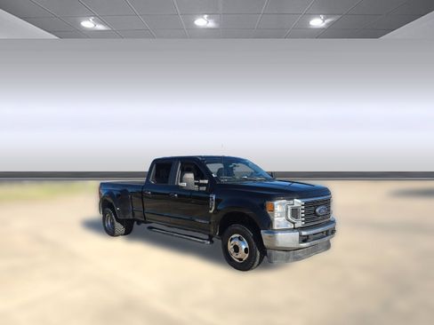 Used 2022 Ford F350 XL w/ STX Appearance Package image 7