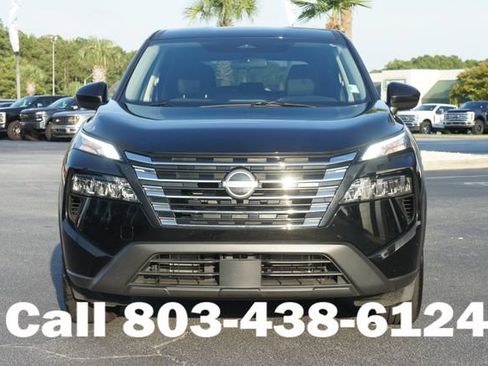 Used 2025 Nissan Rogue SV FWD image 22