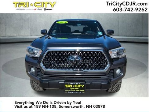 Used 2018 Toyota Tacoma TRD Off-Road w/ Technology Package image 8