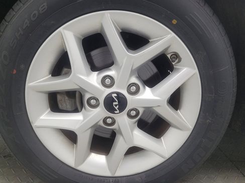 Used 2022 Kia Soul LX w/ Technology Package FWD image 31