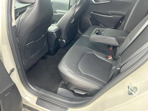 Used 2023 Kia EV6 Wind w/ Wind Technology Package AWD/4WD image 8