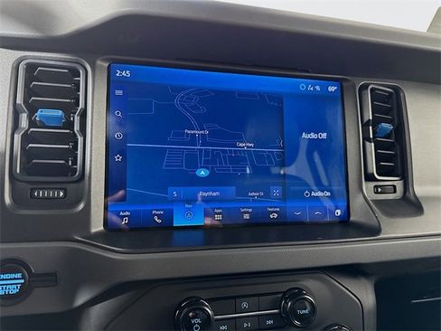 Used 2024 Ford Bronco Black Diamond image 13