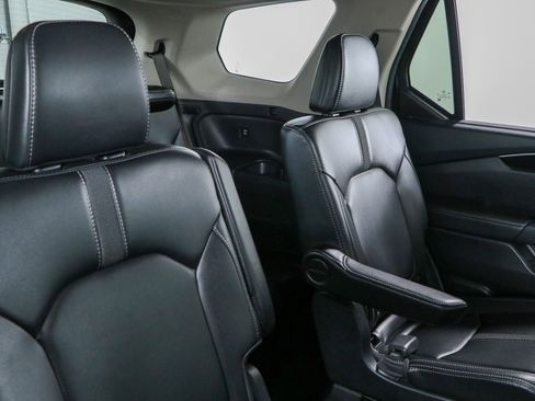 Used 2024 Honda Pilot EX-L image 28