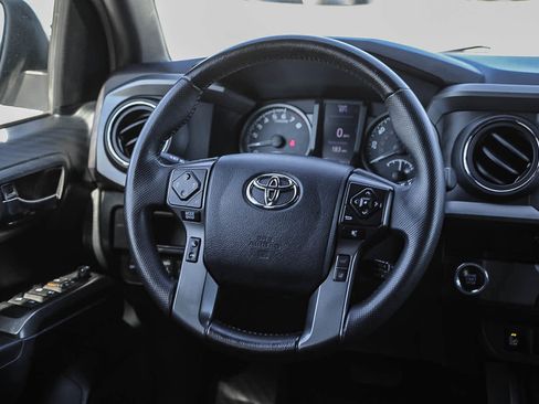 Certified 2019 Toyota Tacoma TRD Sport w/ Technology Package image 15