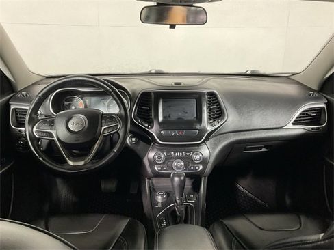 Used 2020 Jeep Cherokee Latitude Plus w/ Cold Weather Group image 20